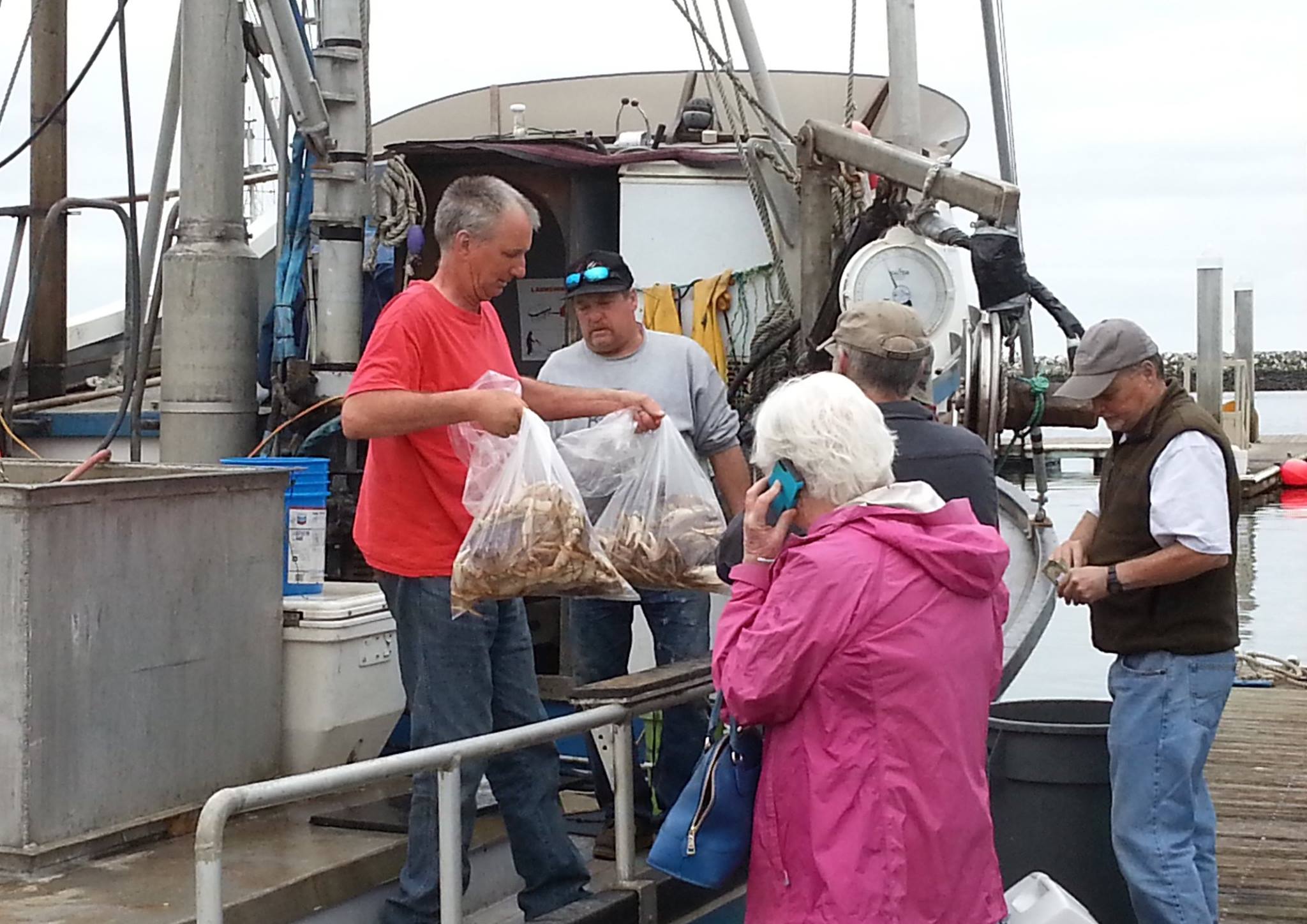 FishLine welcomes Dungeness Crab back to the SF Bay Area